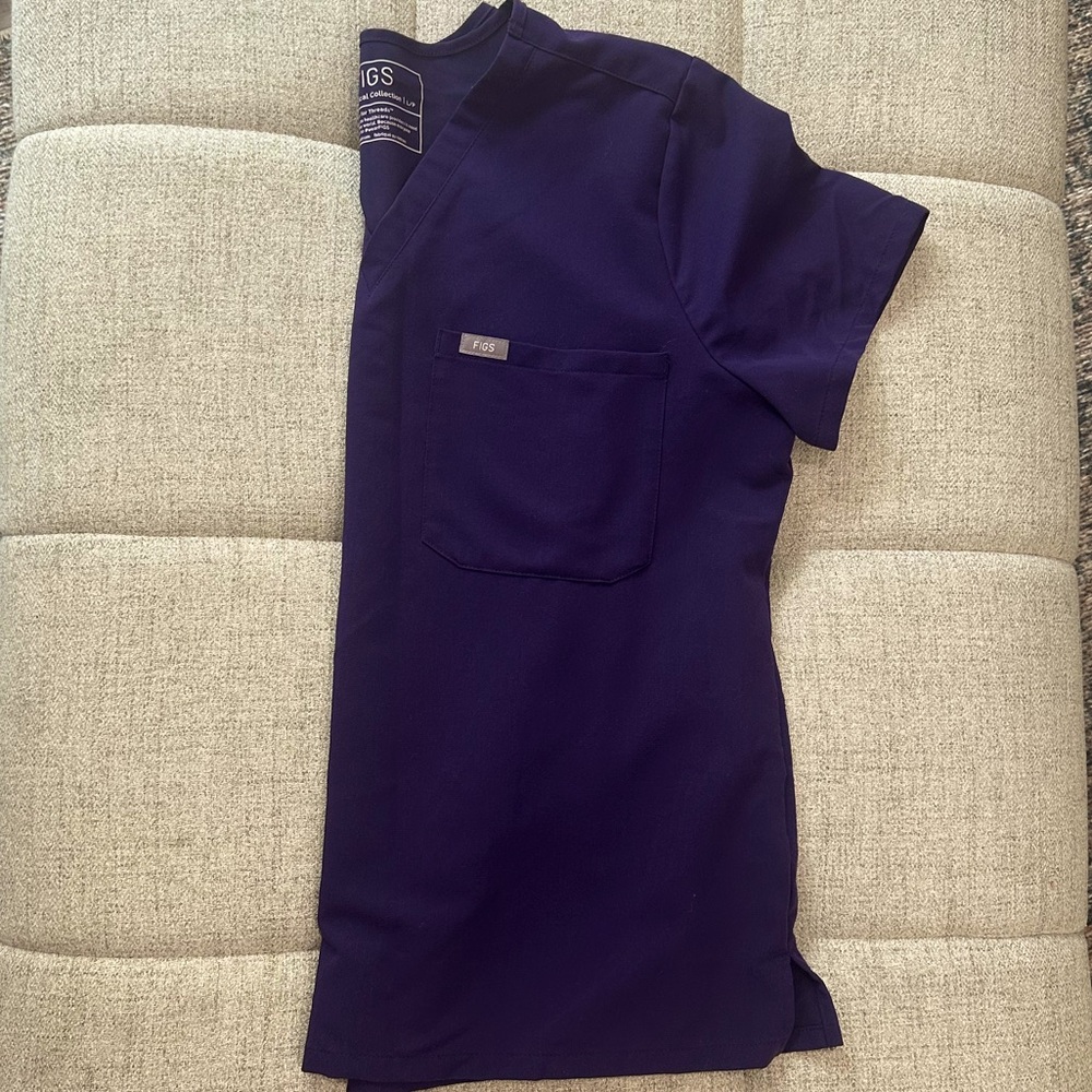 Purple figs one pocket scrub top!